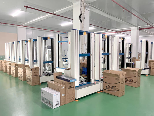 Máquina universal de ensayos de 50 kN para tracción y compresión