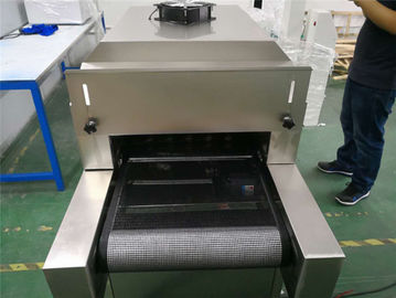 SUS ULTRAVIOLETA de alta temperatura de la máquina de la esterilización de la mascarilla del túnel que descarga el área 500m m
